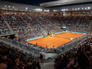 El calendario ATP pasa por superficies duras, de tierra batida y de hierba